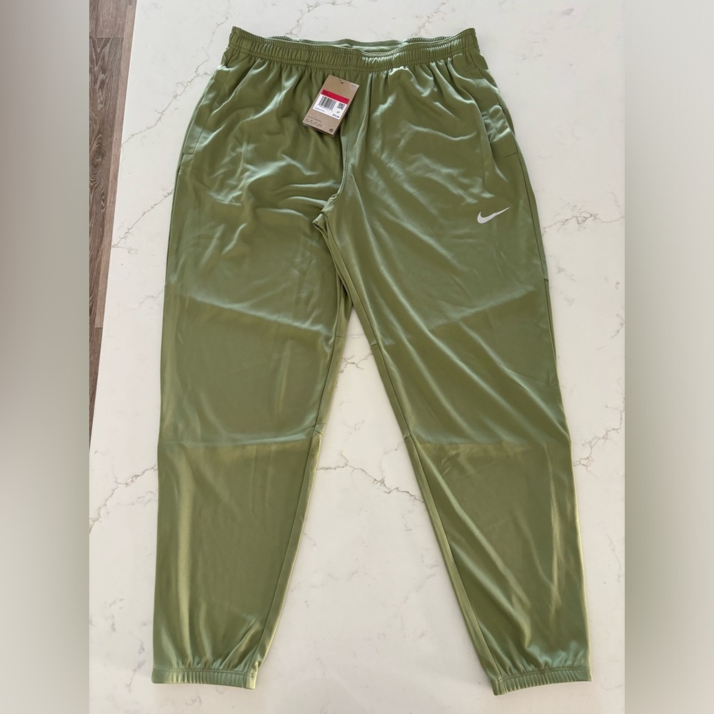 Nike Dri-FIT Challenger Knit Running Pants Mens Size Large